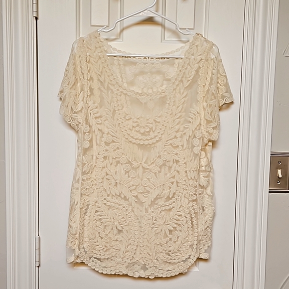 Fever London Tops - EUC Fever London Embroidered Lace Gauze Top in Ivory ,Sz Medium